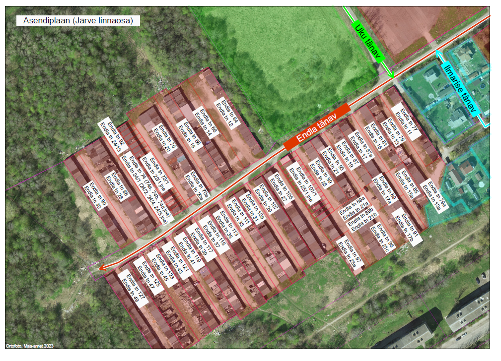 A aerial view of a housing complexDescription automatically generated